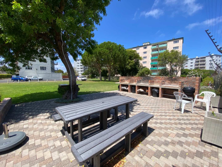 2 Bedroom Property for Sale in Plumstead Western Cape